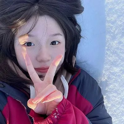 偷听心声，满朝文武等我上朝